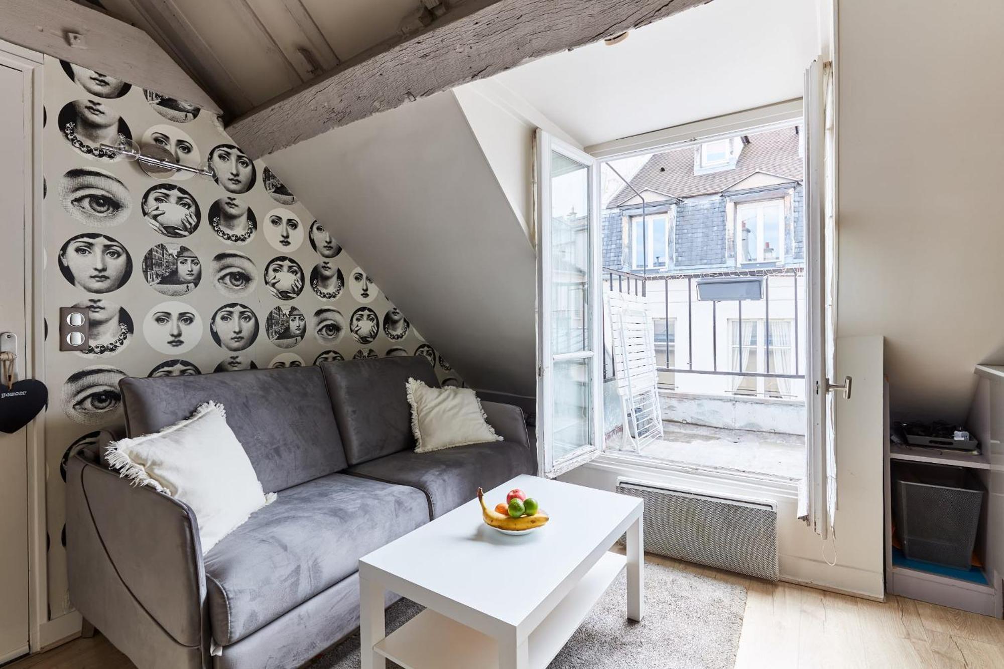 Place Des Vosges - 1Br With Balcony - Cityapartmentstay Париж Екстер'єр фото